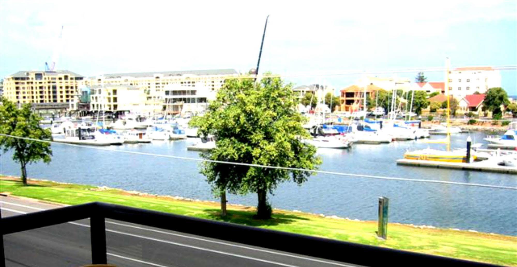 אדלייד Bayswaterfront Apartments מראה חיצוני תמונה